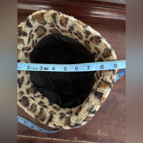 FUZZY Hat!
Beautiful - Picture 6 of 7